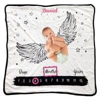 Personalized milestone blanket – Wings