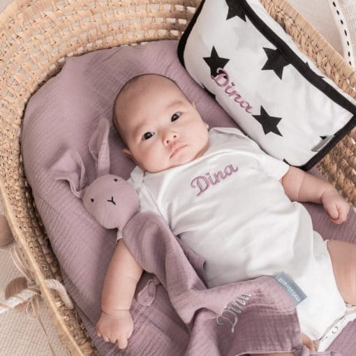 Singapore’s largest selection of personalised baby hampers and gifts